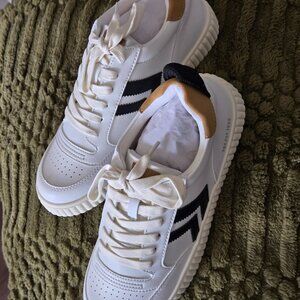 Yellow Box Low Top Fashion Sneaker